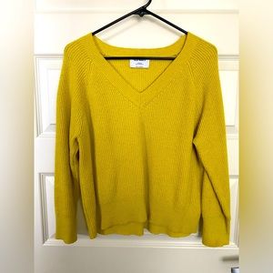 Old navy V-neck Sweater
